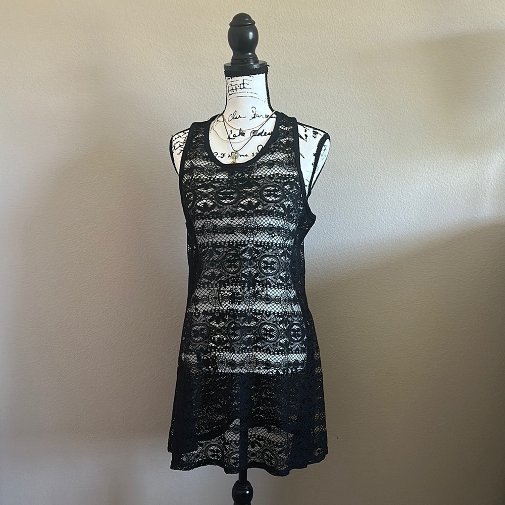 NWT west | loop ~ Crocheted Racerback Sleeveless Swimsuit Cover Up